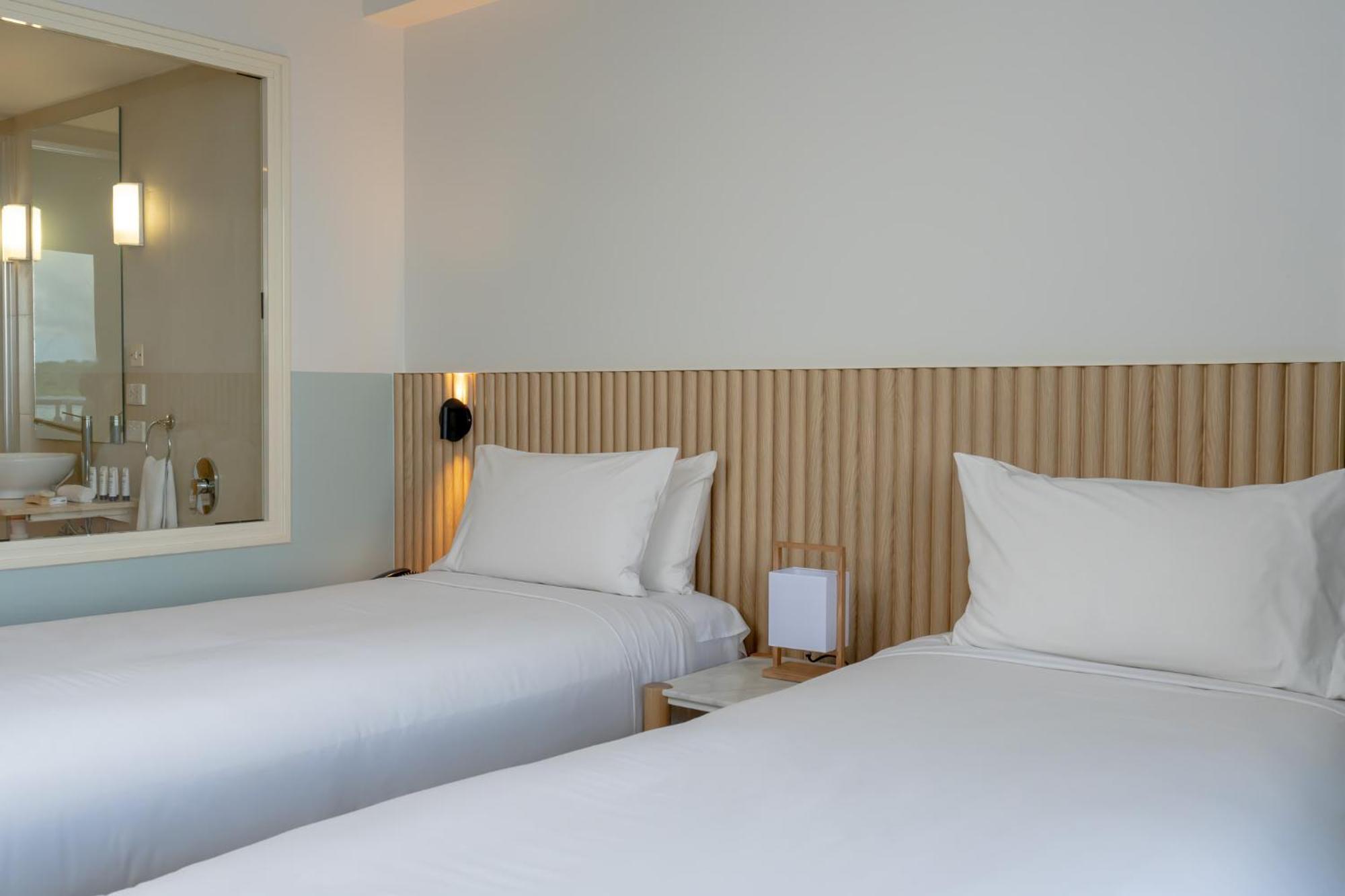 Deluxe Harbour View Room